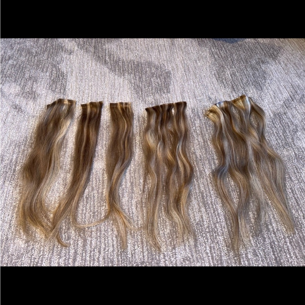 18" Ultra-Seamless Clip-in Hair Extensions Dark Blonde Frost